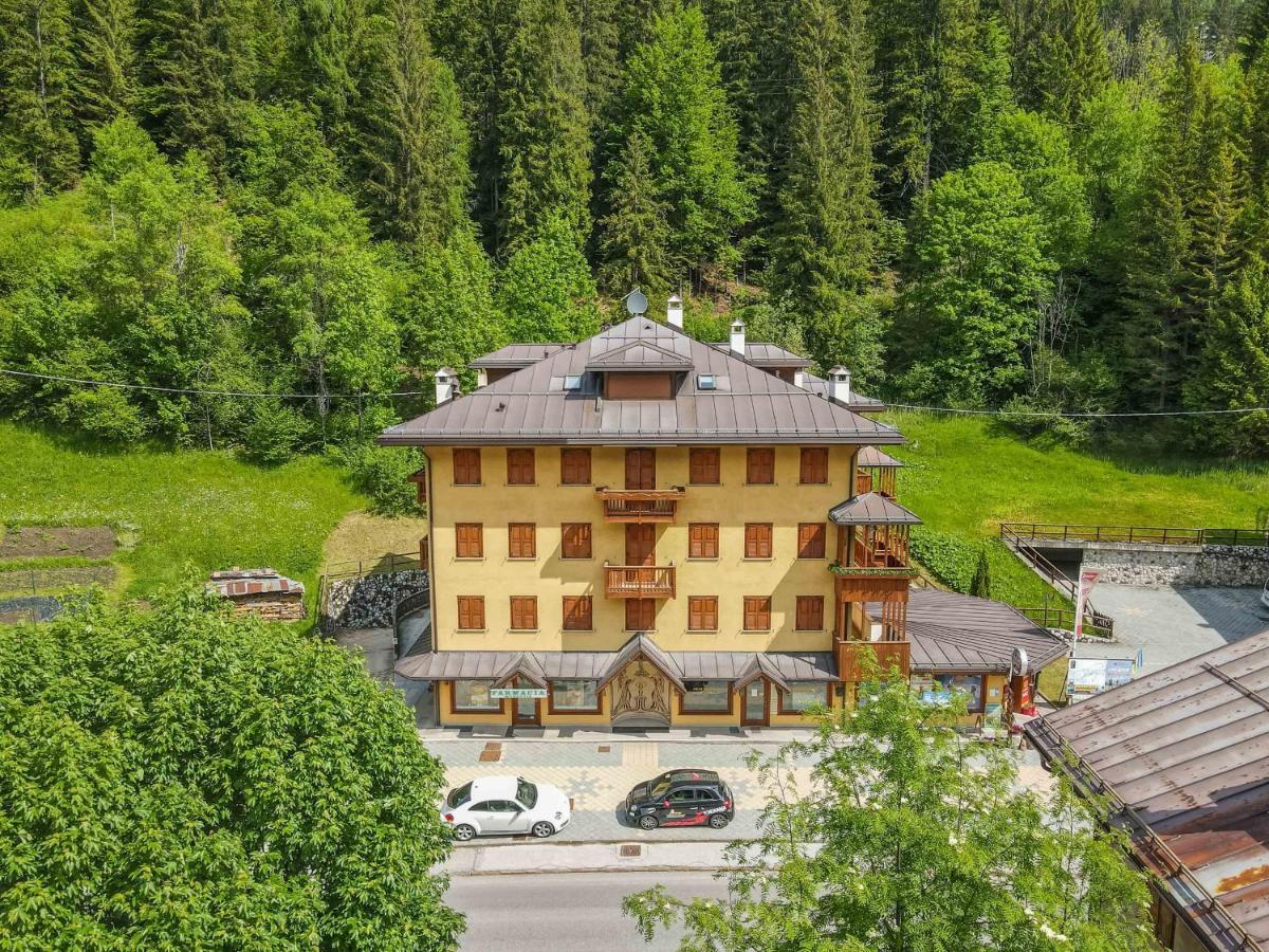 Condominio Orsa Maggiore 12 Falcade Exterior foto